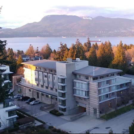 Апартаменты Carey Centre On Ubc Campus Ванкувер Экстерьер фото